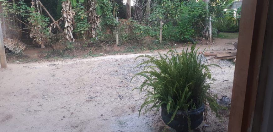 Land with House for Sale in Menikhinna