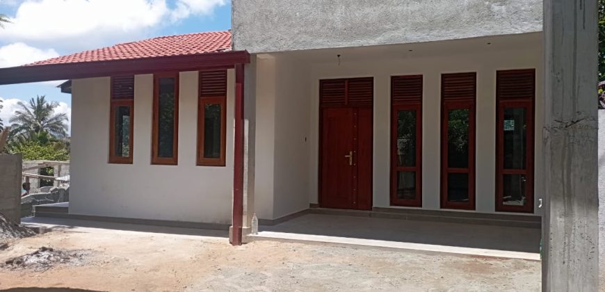 House for Sale in Kiribathkumbura, Sooriyagoda