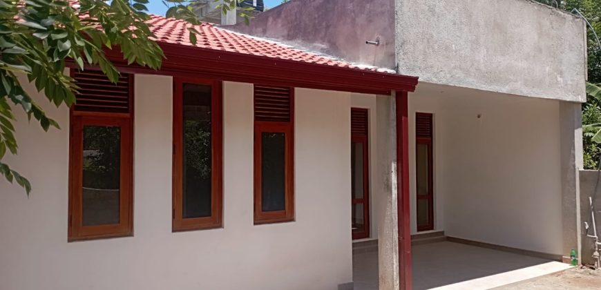 House for Sale in Kiribathkumbura, Sooriyagoda