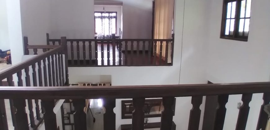 Two-Storey House with Land for Sale in Peradeniya