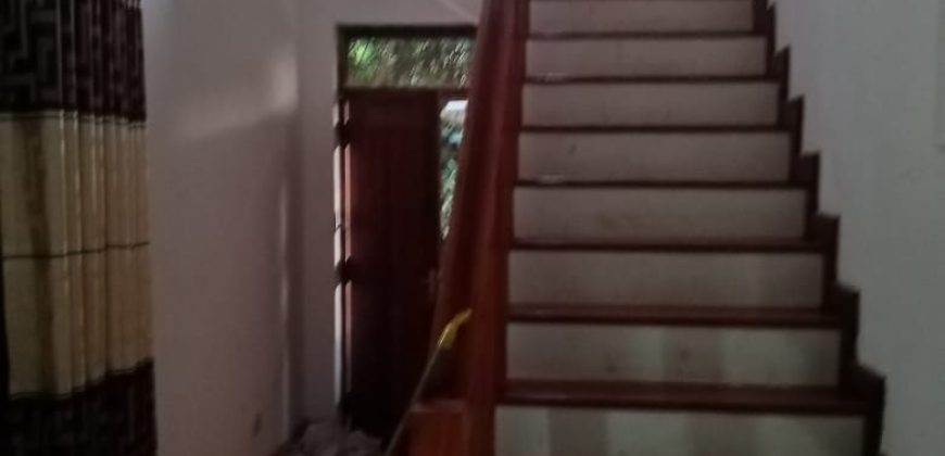 Two-Story House for Sale in Menikhinna